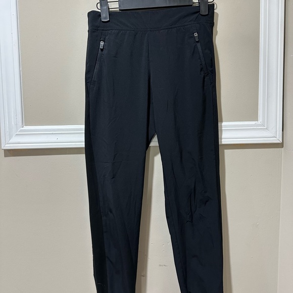 Athleta Trekkie North Jogger Pants Zip‎ Pockets Black Athletic Size Small - Picture 1 of 4